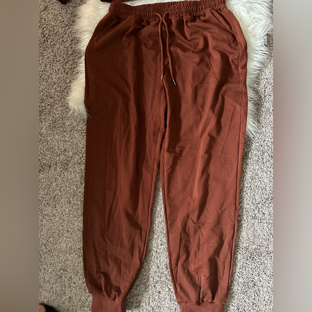 BNWT Two piece jogger suit L - Picture 4 of 5
